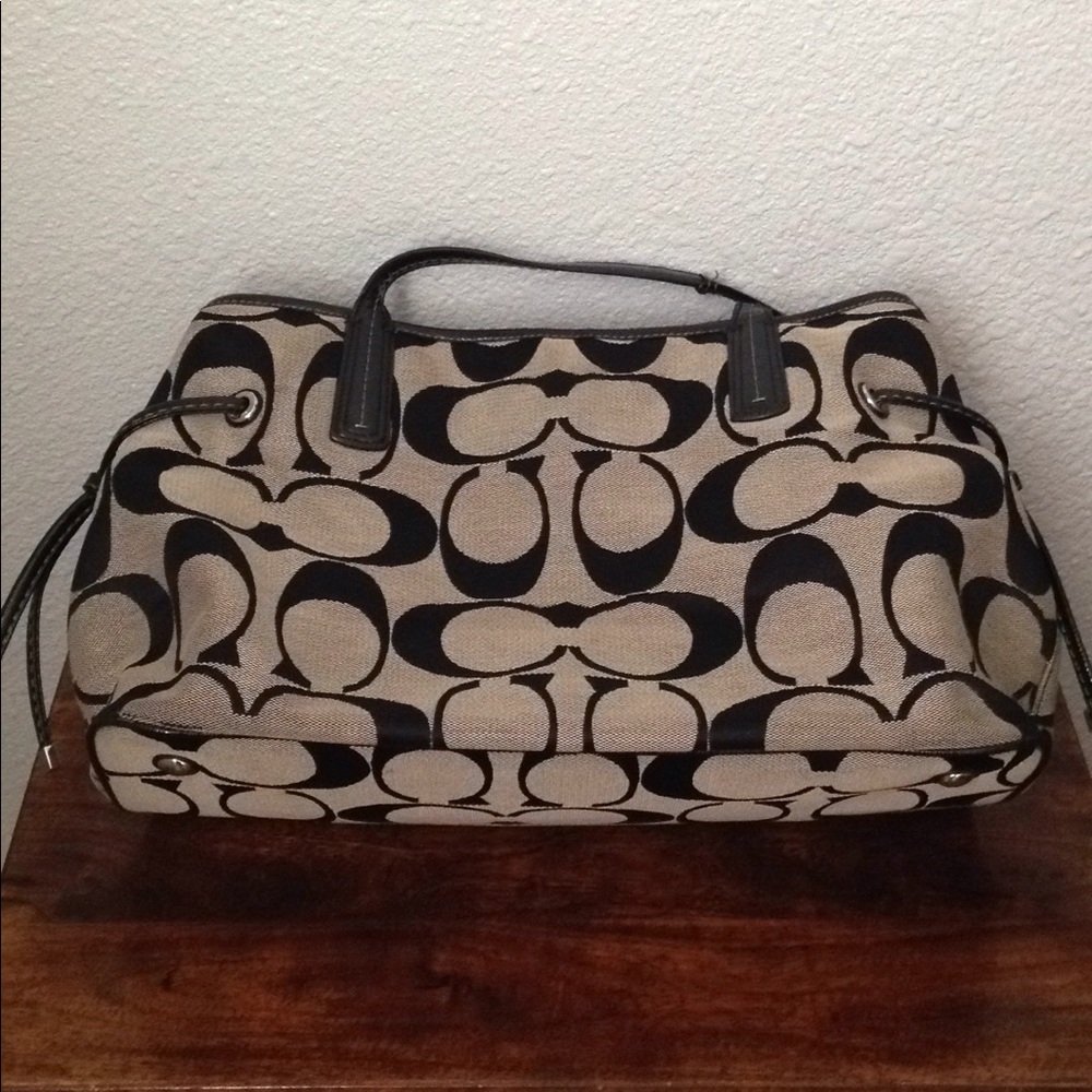 Coach Purse ❤️ - Picture 2 of 6